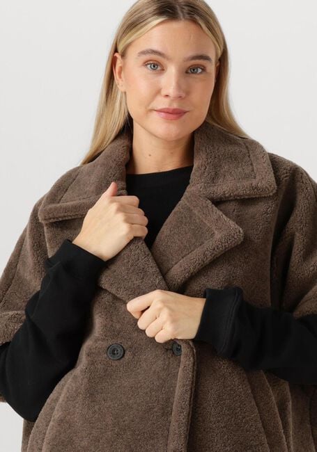 Bruine DEBLON SPORTS Teddy jas JAIMY BODYWARMER - large