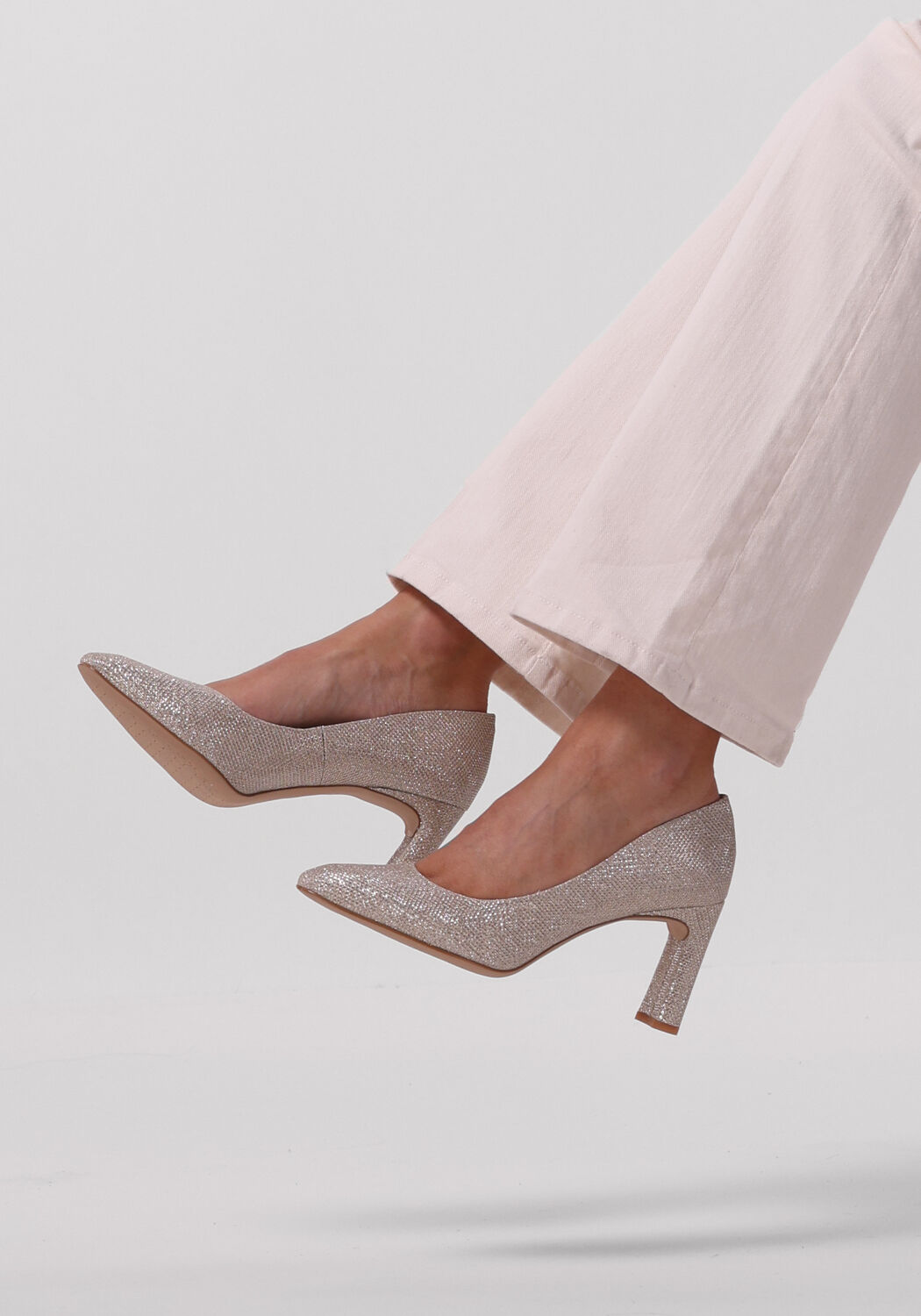 Gouden UNISA Hakken WABA - large