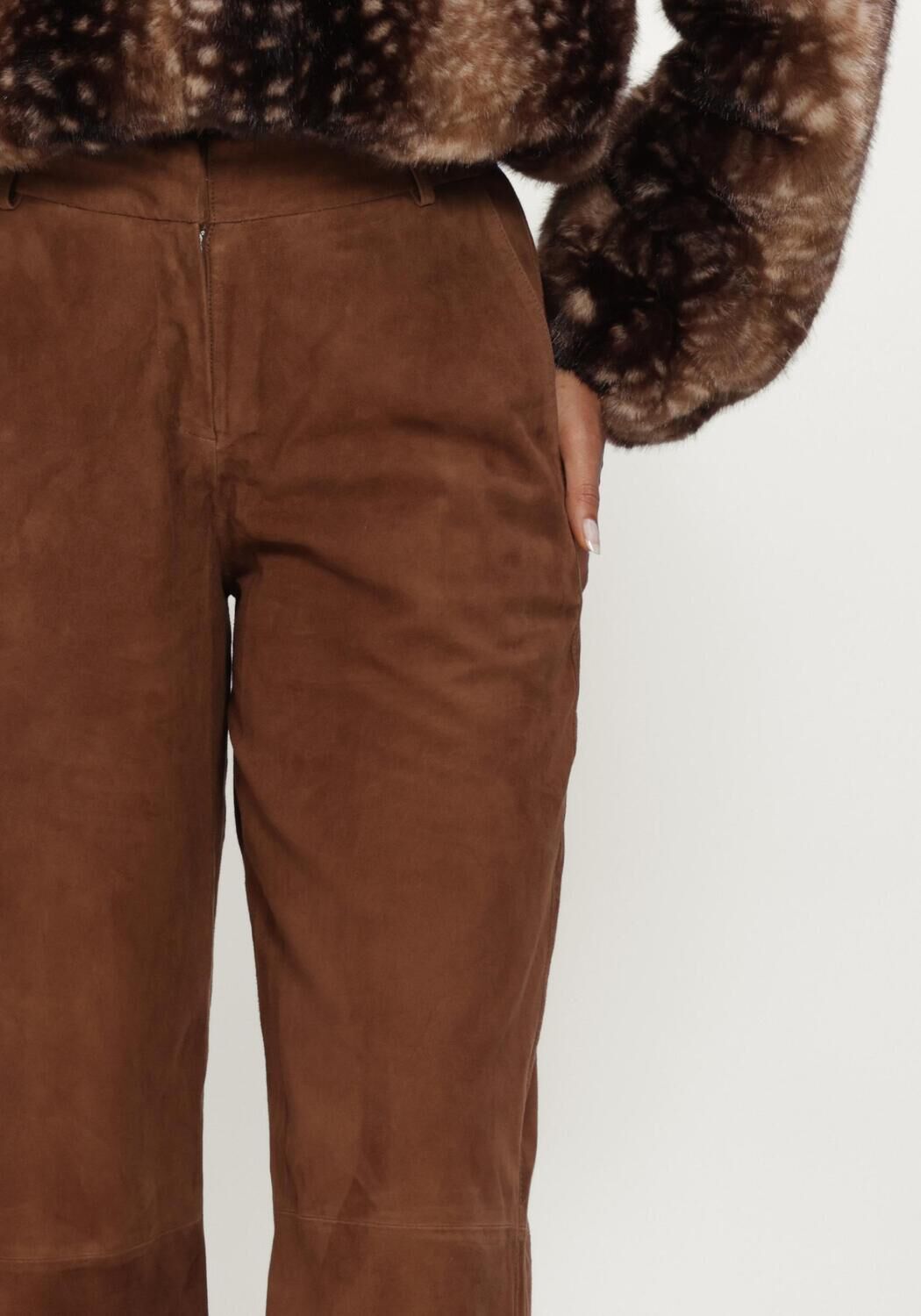 Bruine STUDIO AR Pantalon DAVINA GOAT SUEDE - large