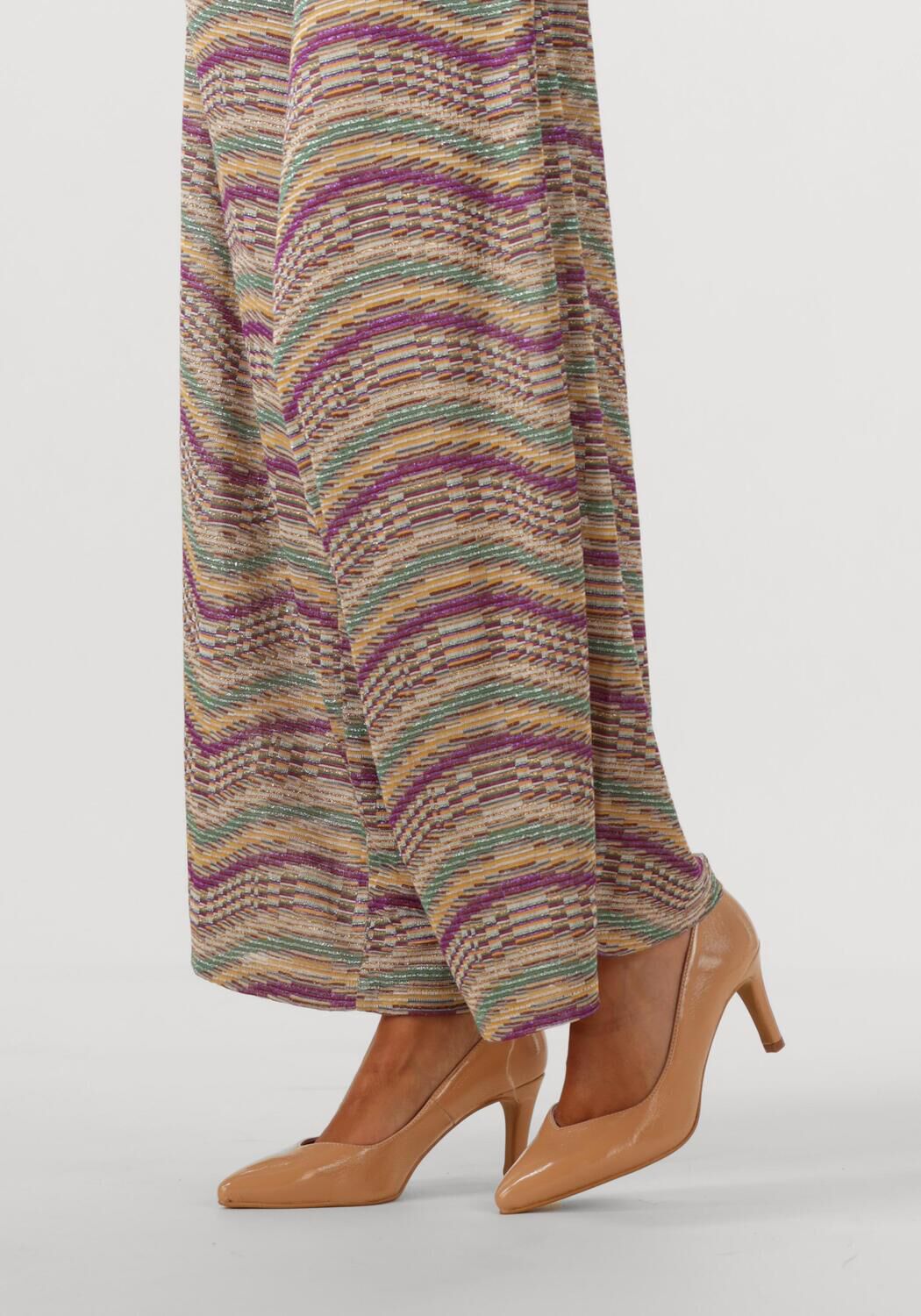 Camel NOTRE-V Pumps 1092TF - large