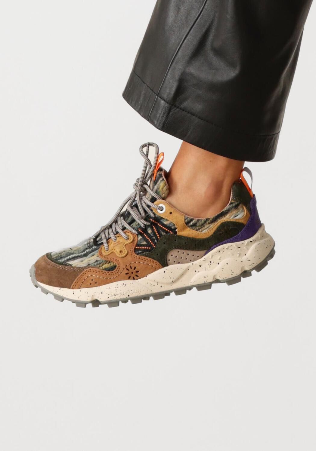 Taupe FLOWER MOUNTAIN Lage sneakers YAMANO 3 UNI - large