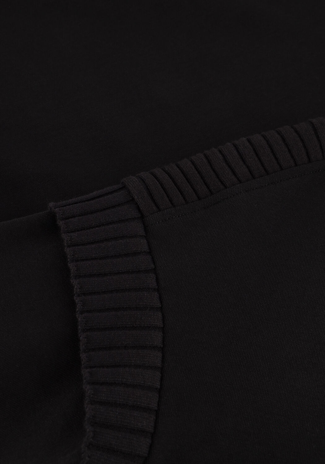 Zwarte MARC CAIN SPORTS Mini jurk ZS 21.16 J09 - large