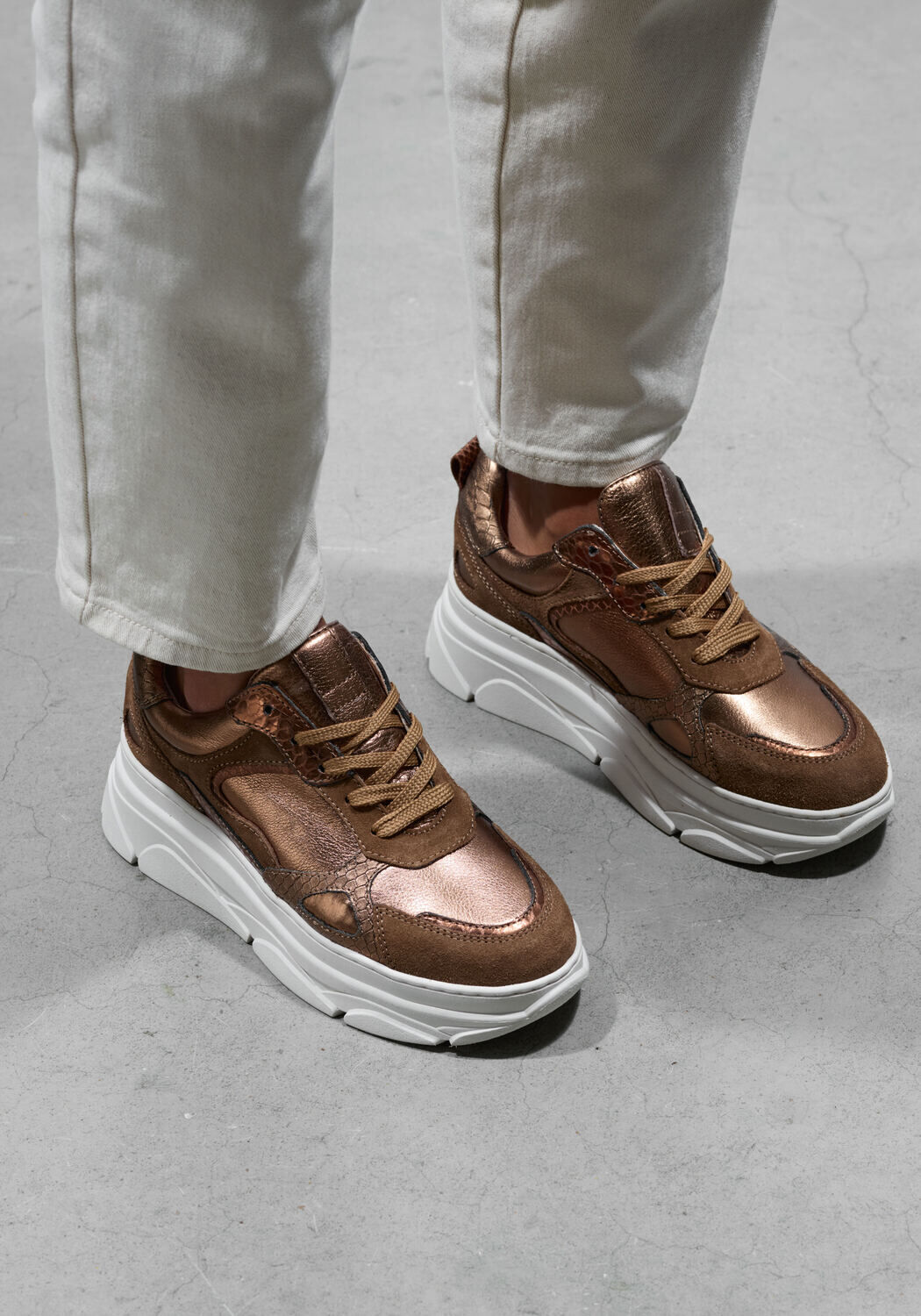 Bronzen LINA LOCCHI Lage sneakers JANA - large