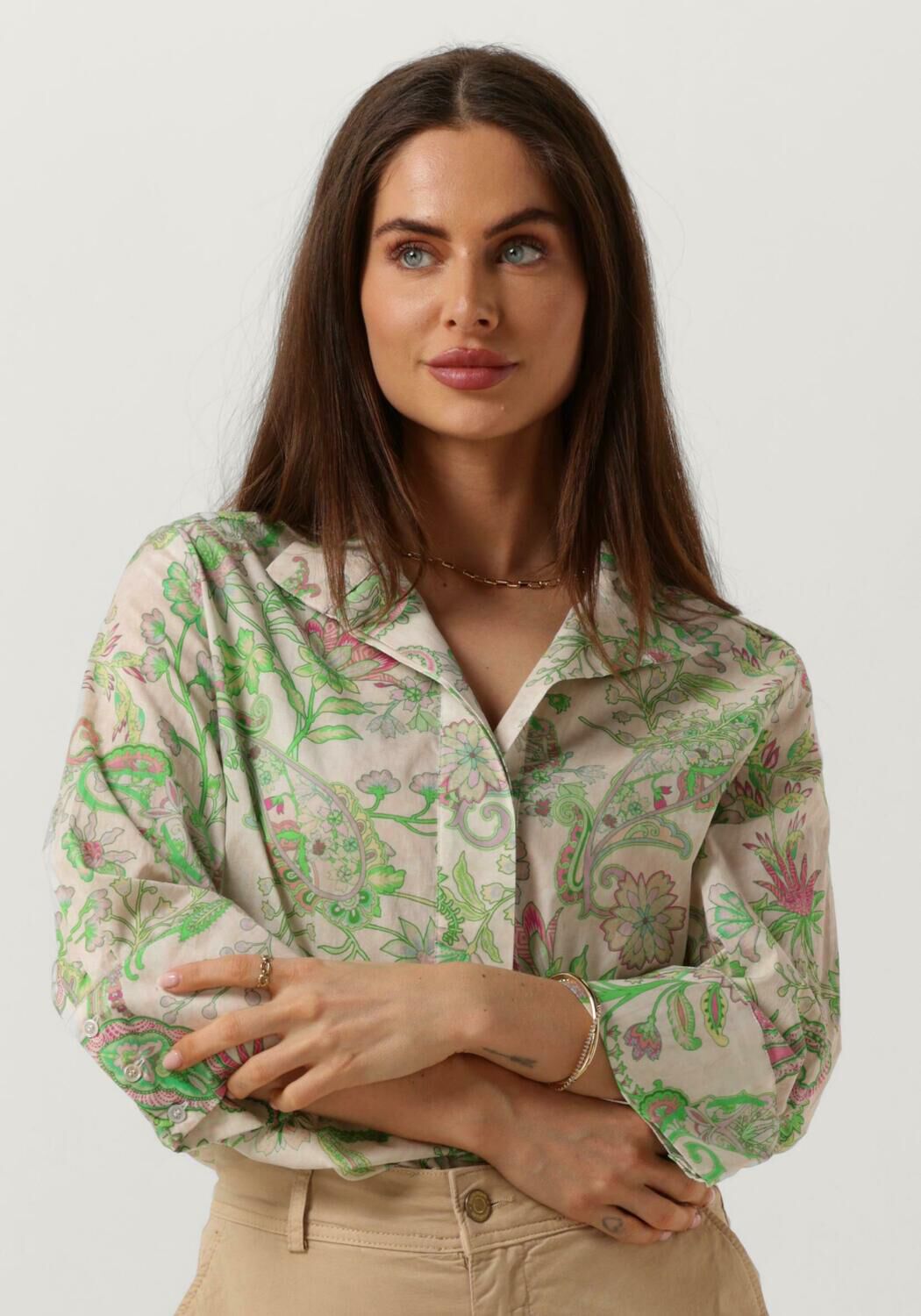 Dea Kudibal Blouse
Dames Kami, Maat: L, Kleur: Groen