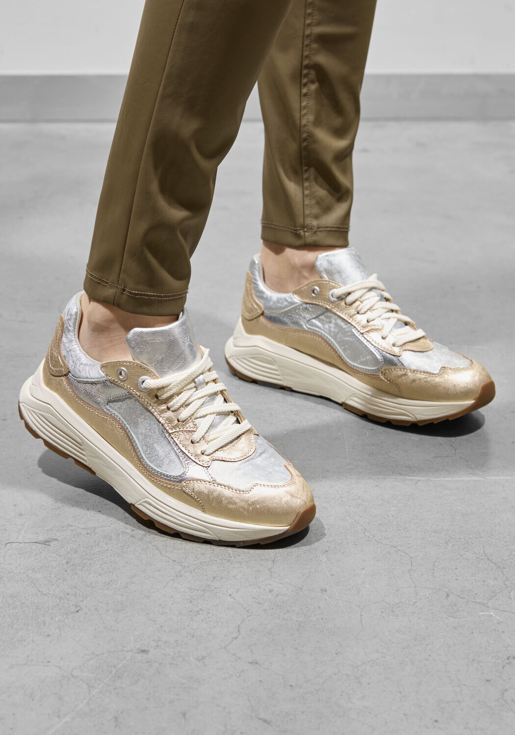 Gouden XSENSIBLE Lage sneakers MILAU - large