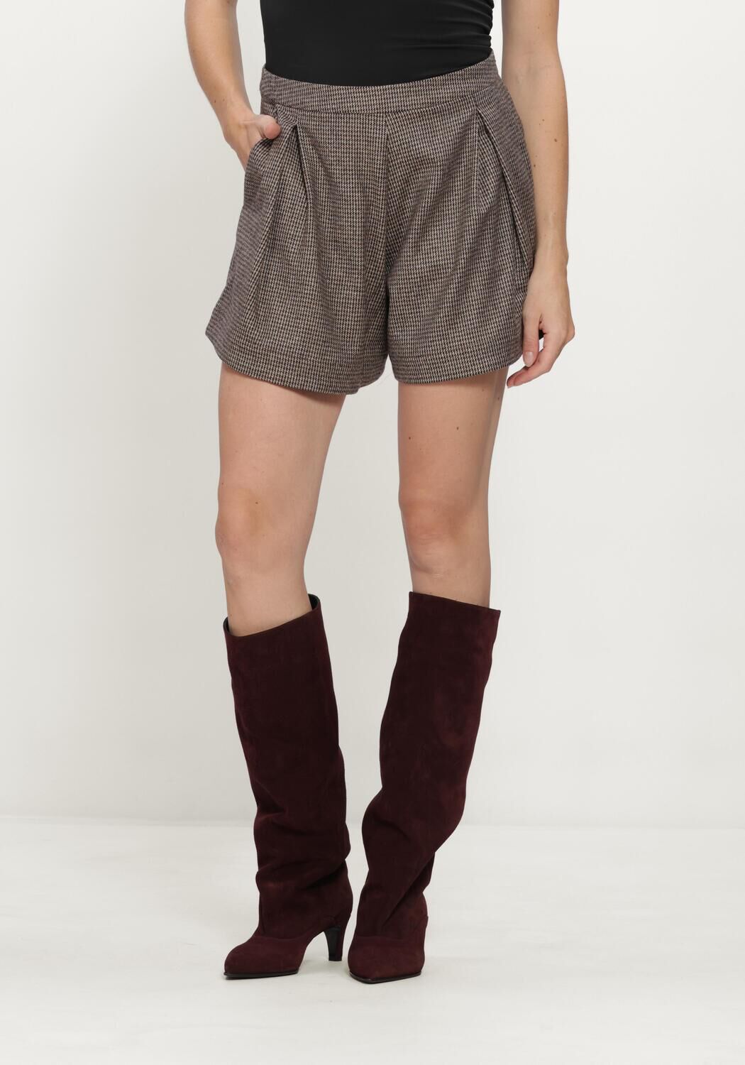 Bruine RHUNE Broeken LEON SHORT - large