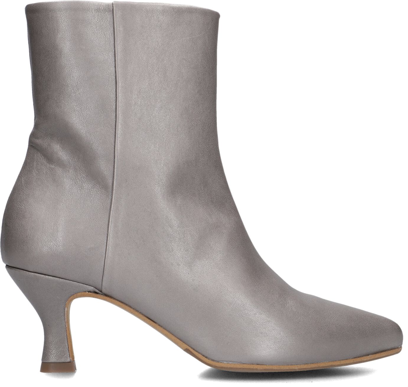 VIA VAI Enkellaarsjes
Dames 59071 Noelle Met, Maat: 37, Materiaal: Leer, Kleur: Zilver