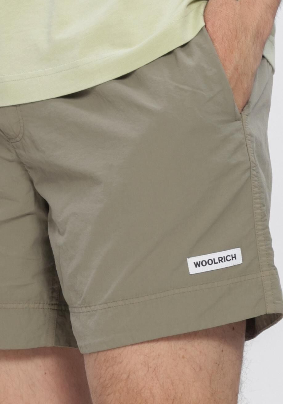 Groene WOOLRICH Zwembroeken SOLID SWIMSHORT - large