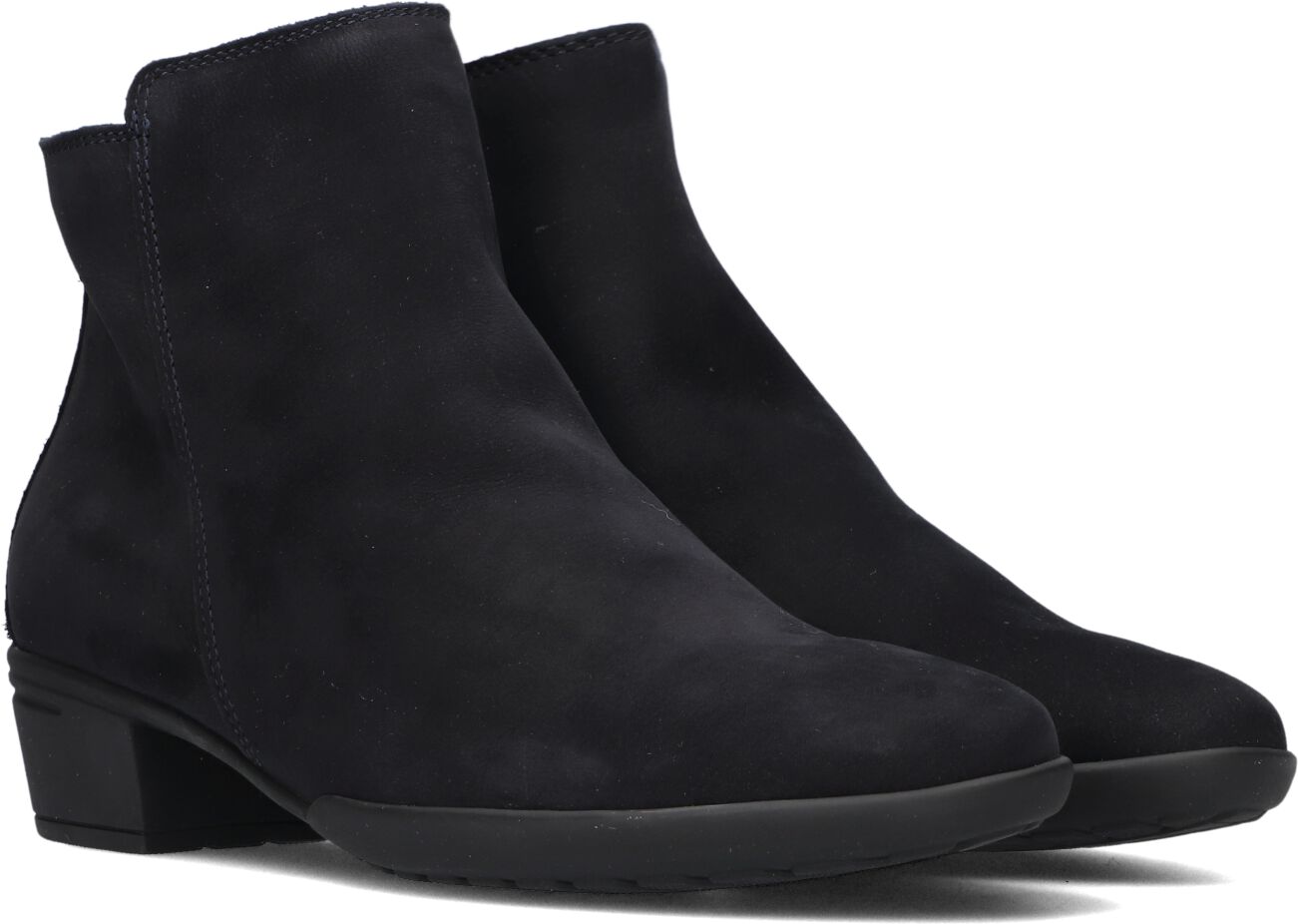 Hartjes Enkellaarsjes
Dames 172.0197, Maat: 39, Materiaal: Nubuck, Kleur: Blauw
