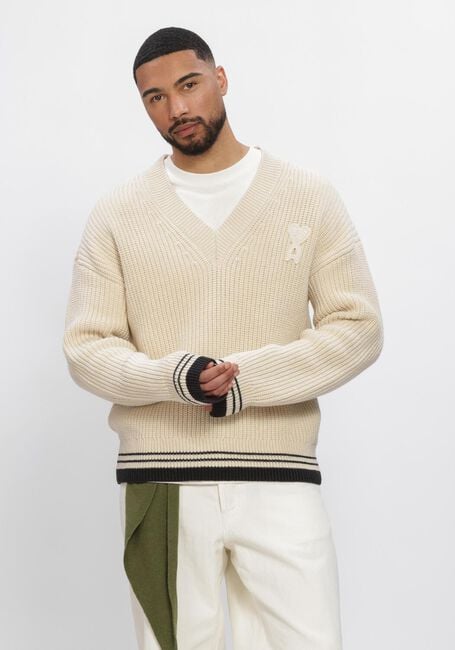 Ecru AMI PARIS Trui V NECK SWEATER WITH AMI DE COEUR AND AMI PARIS PATCHES - large