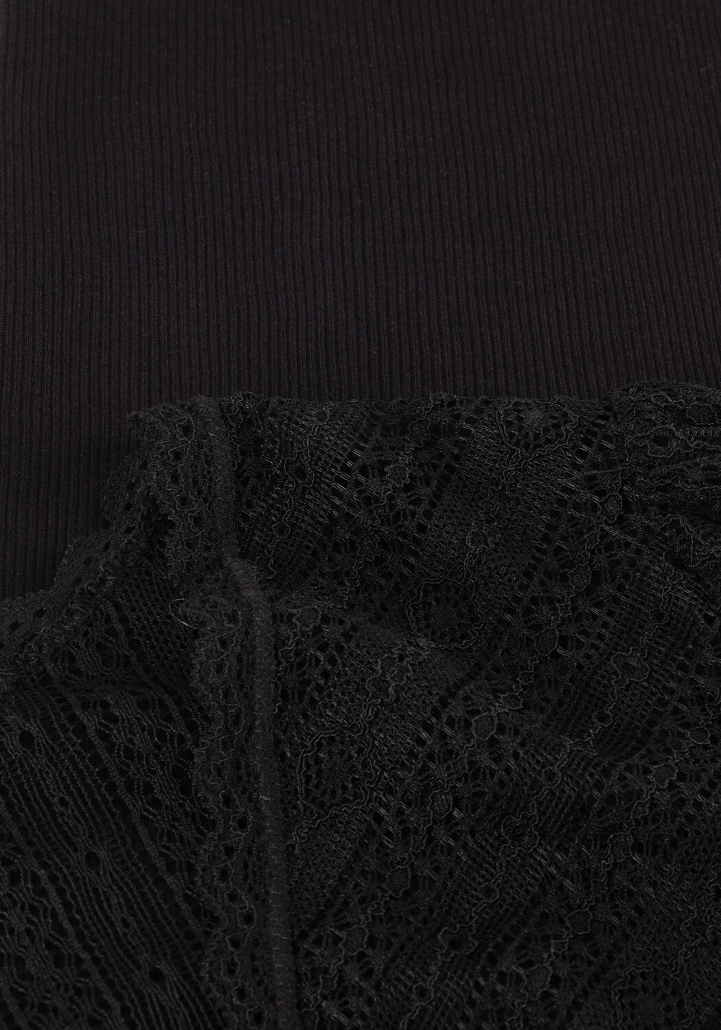 Zwarte ROSEMUNDE Top BEATHA LS REGULAR V-NECK - large