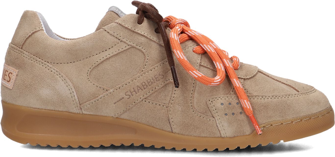 Shabbies,  April Mina