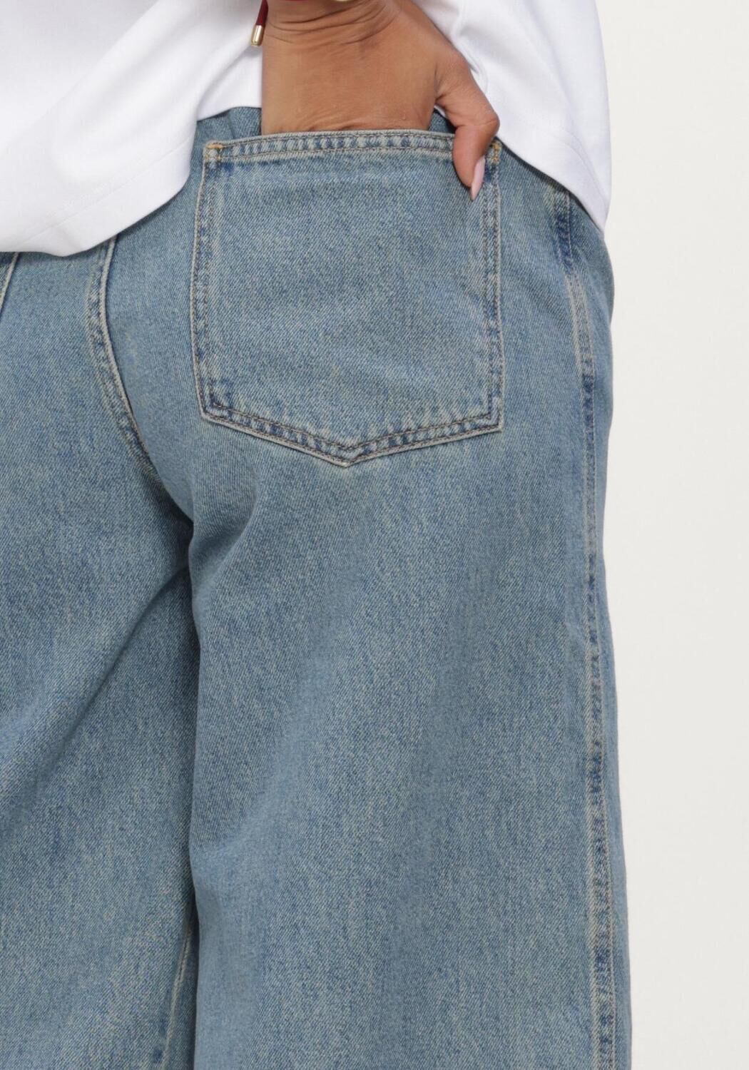 Lichtblauwe OLAF HUSSEIN Wijde broek DENIM SHORTS - large