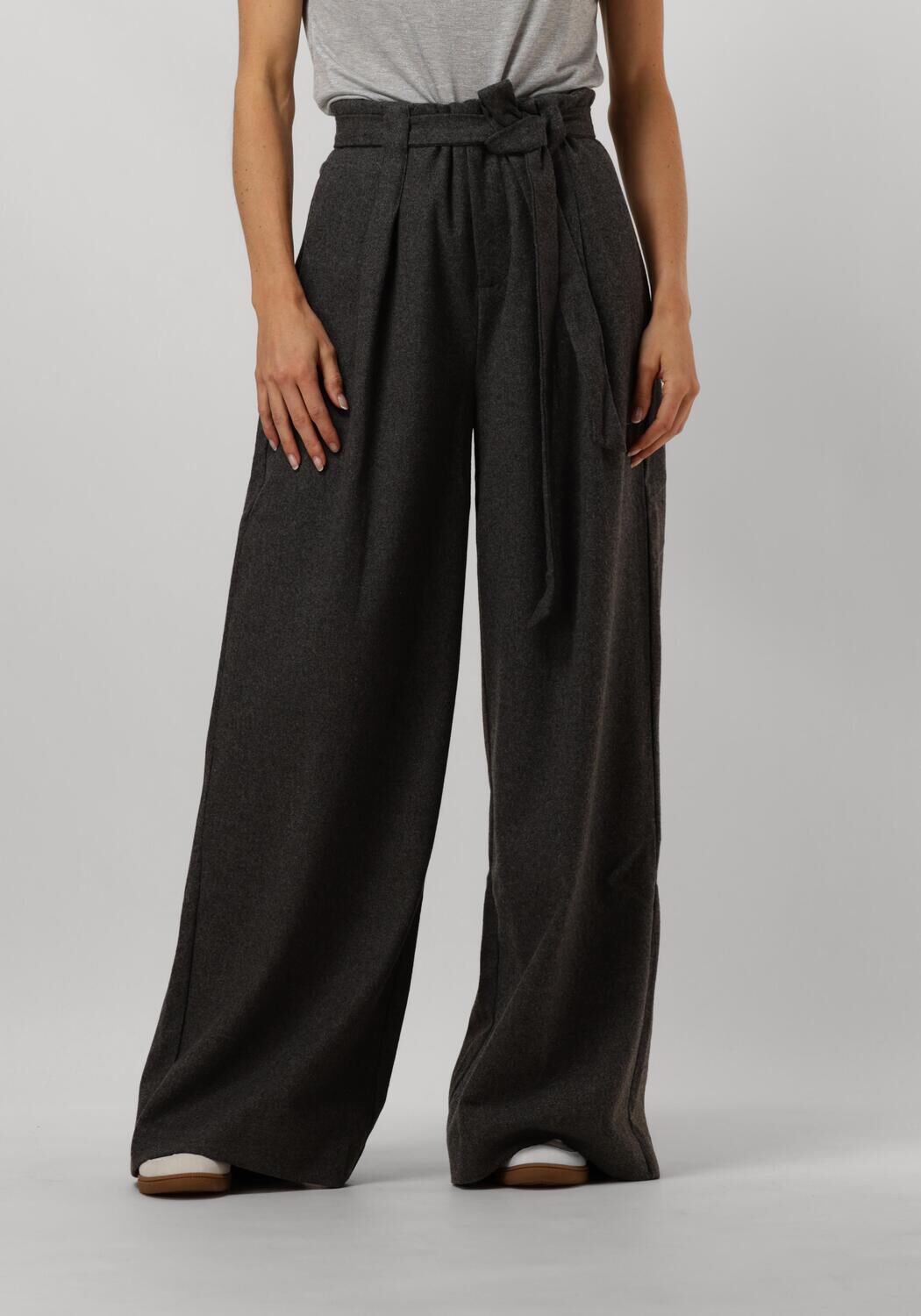 Aimee the Label Broek
Dames Mayumia, Maat: L, Kleur: Donkergrijs