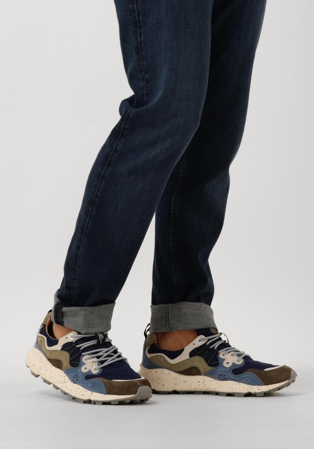 Bruine FLOWER MOUNTAIN Lage sneakers YAMANO 3 MAN - large