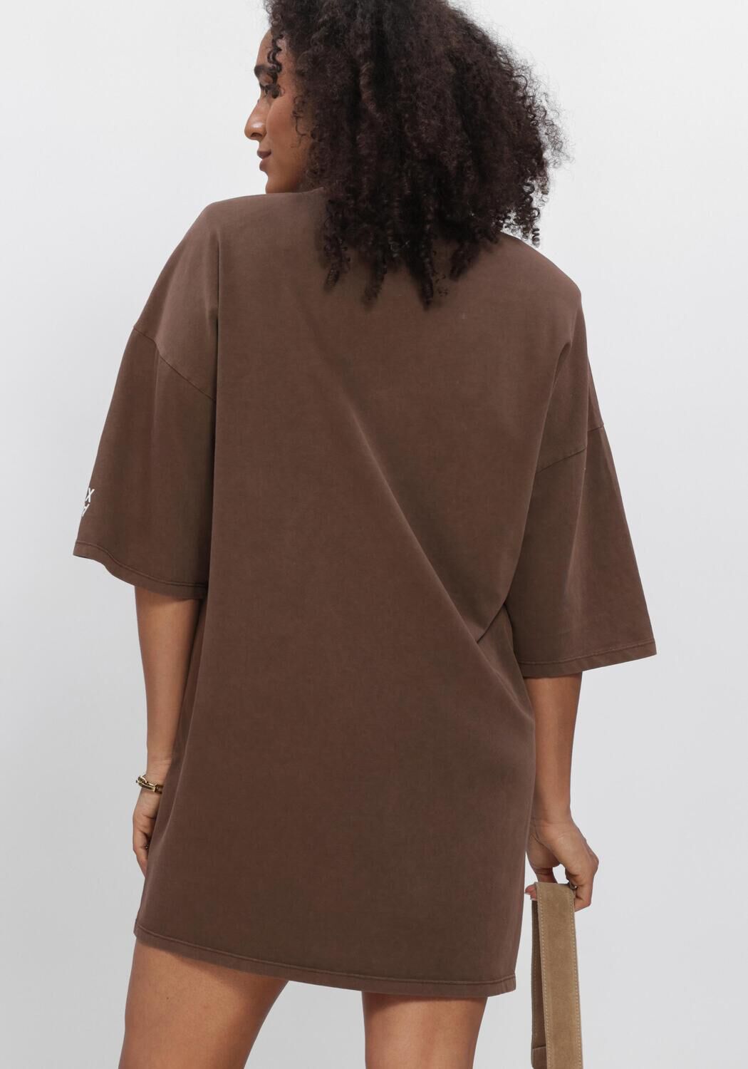 Bruine ALIX THE LABEL Jurken LADIES KNITTED ALIX T-SHIRT DRESS - large