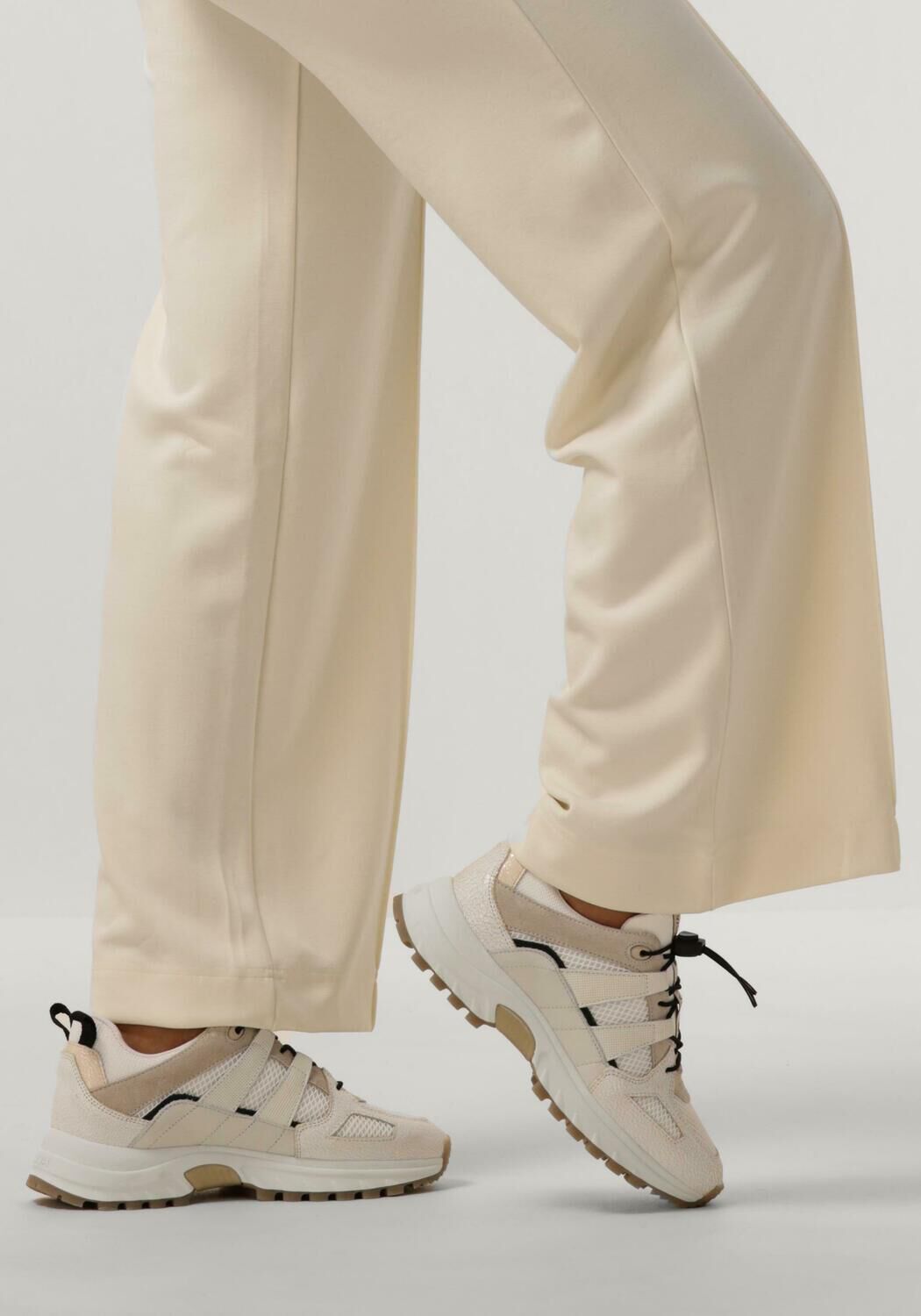 zand via vai lage sneakers danae colby
