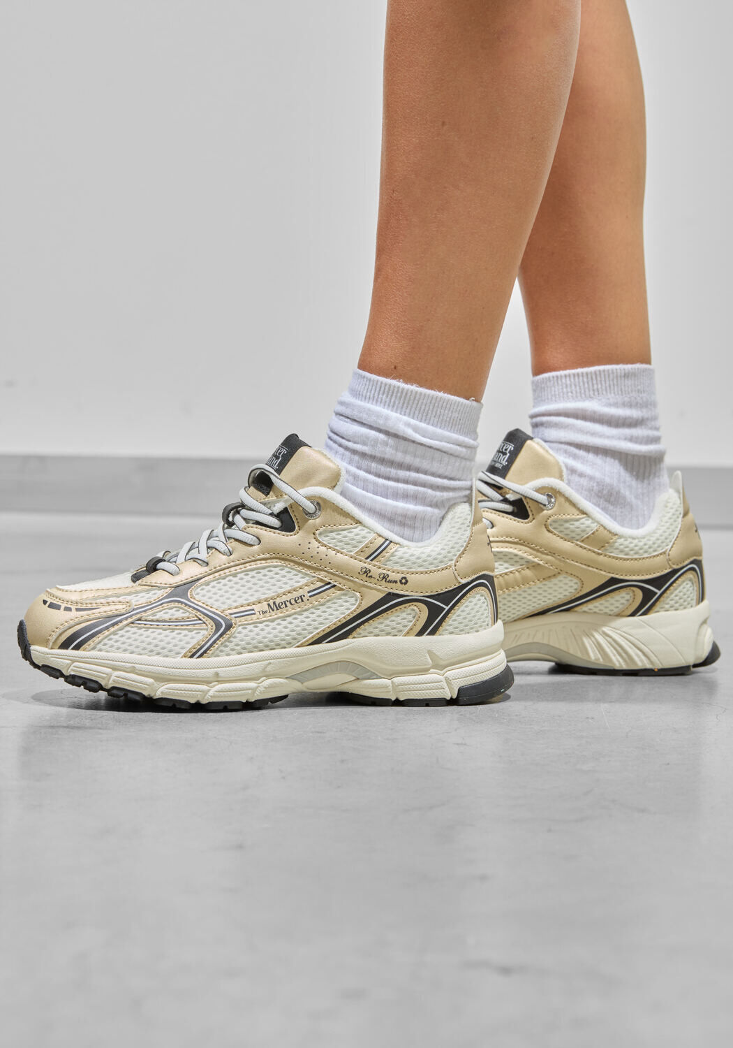 Witte MERCER AMSTERDAM Lage sneakers THE RE-RUN SPEED - medium