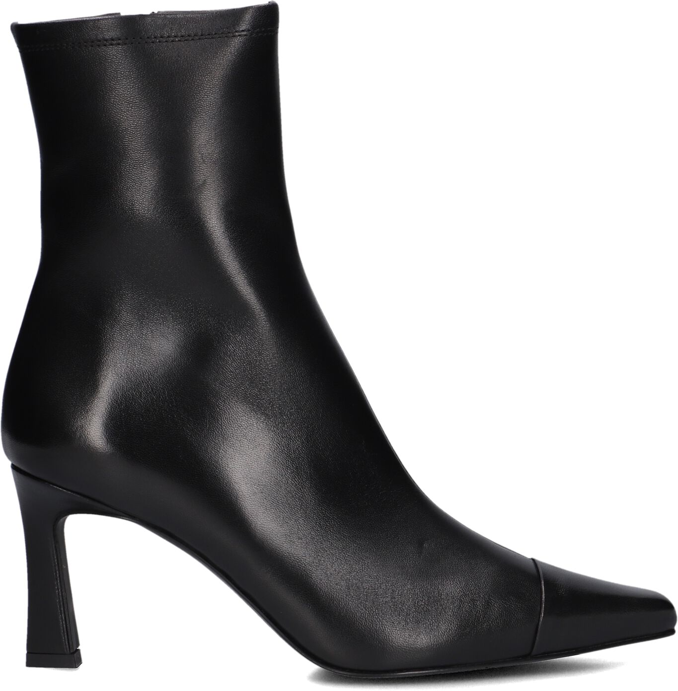 Stefano Lauran Enkellaarsjes
Dames Alba 1