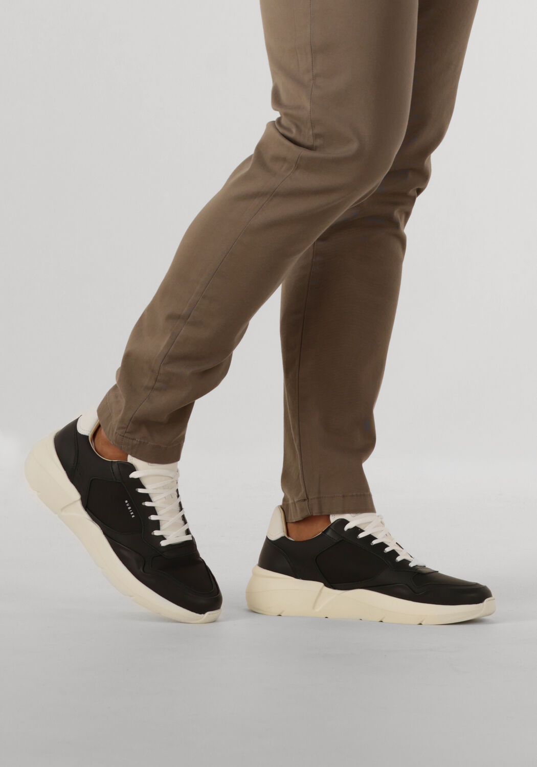 Zwarte NUBIKK Lage sneakers ROQUE ROAD WAVE - large