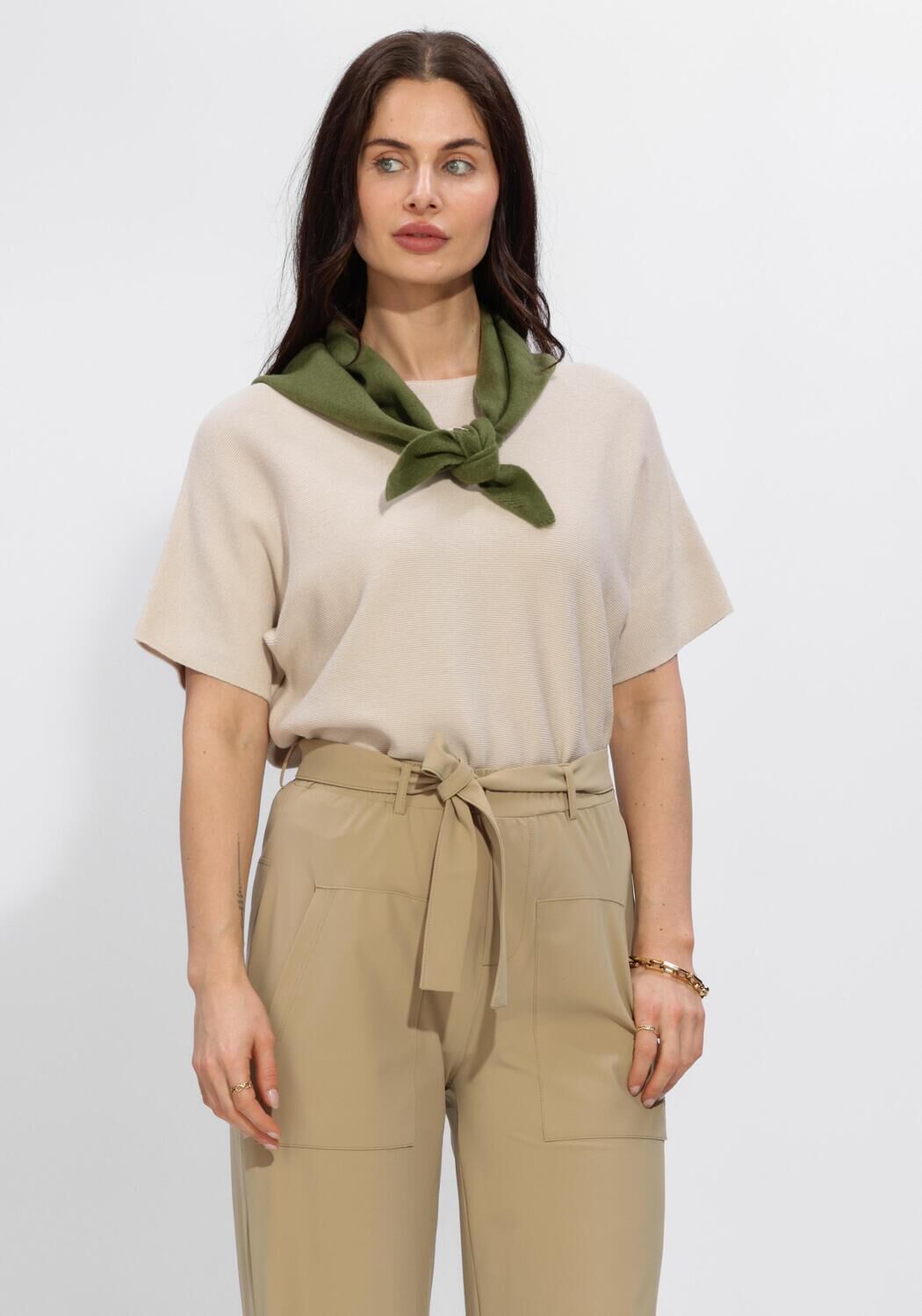 Beige KNIT-TED Top EVA - large