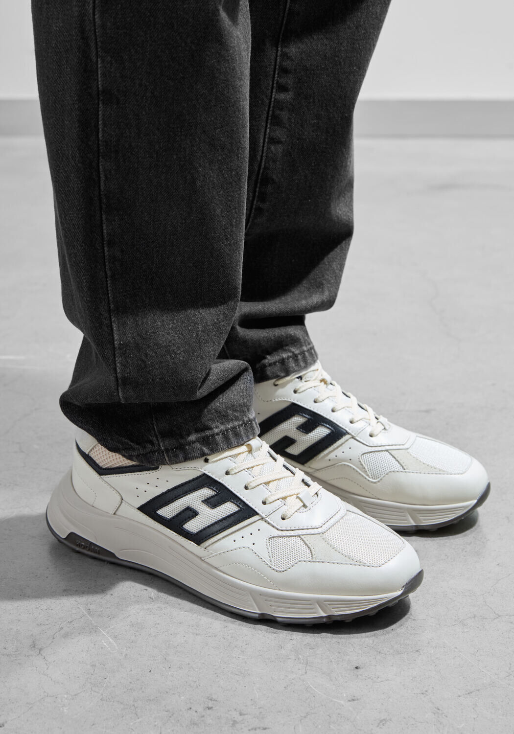 Witte hogan sneakers discount