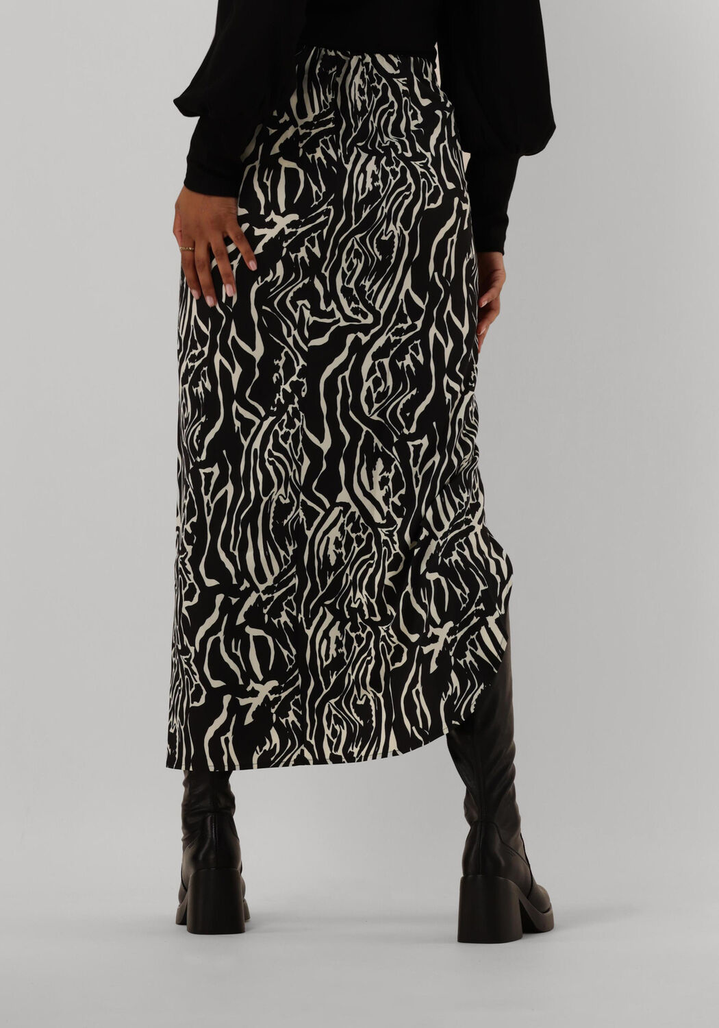 Zwarte GESTUZ Midirok BRAYAGZ P HW SKIRT - large