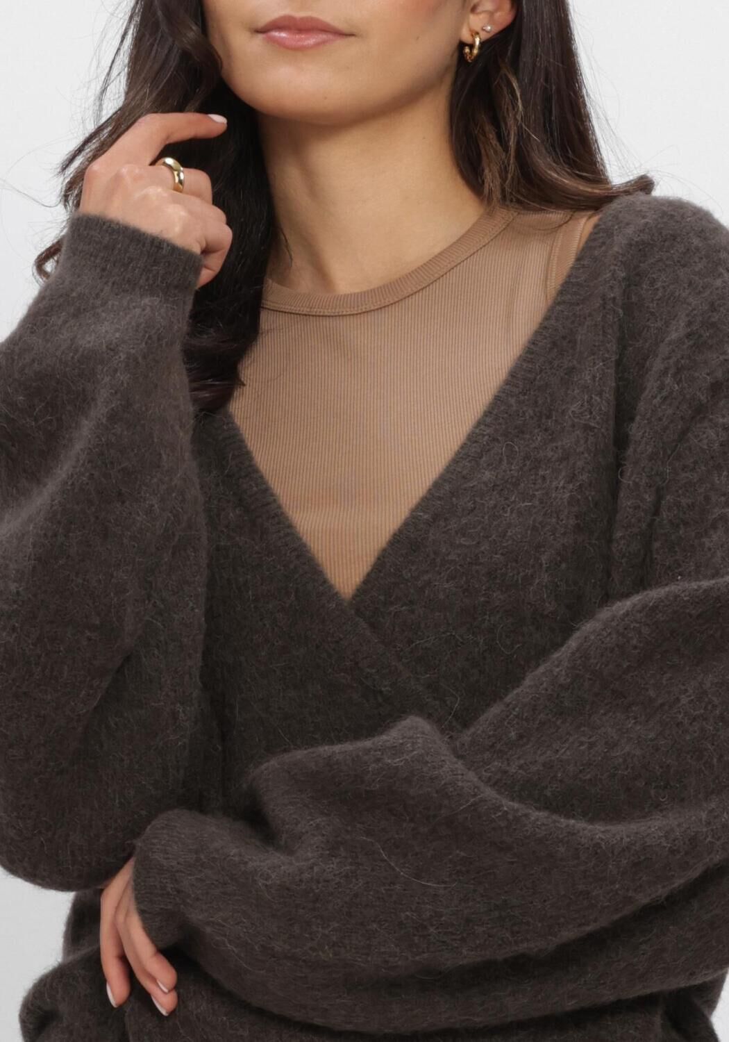 Zwarte SECOND FEMALE Truien/vesten GABBY WRAP KNIT - large