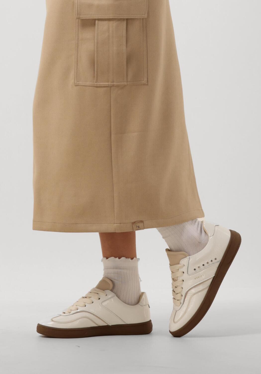 Witte NUBIKK Lage sneakers RAY OWEN STUDS - large