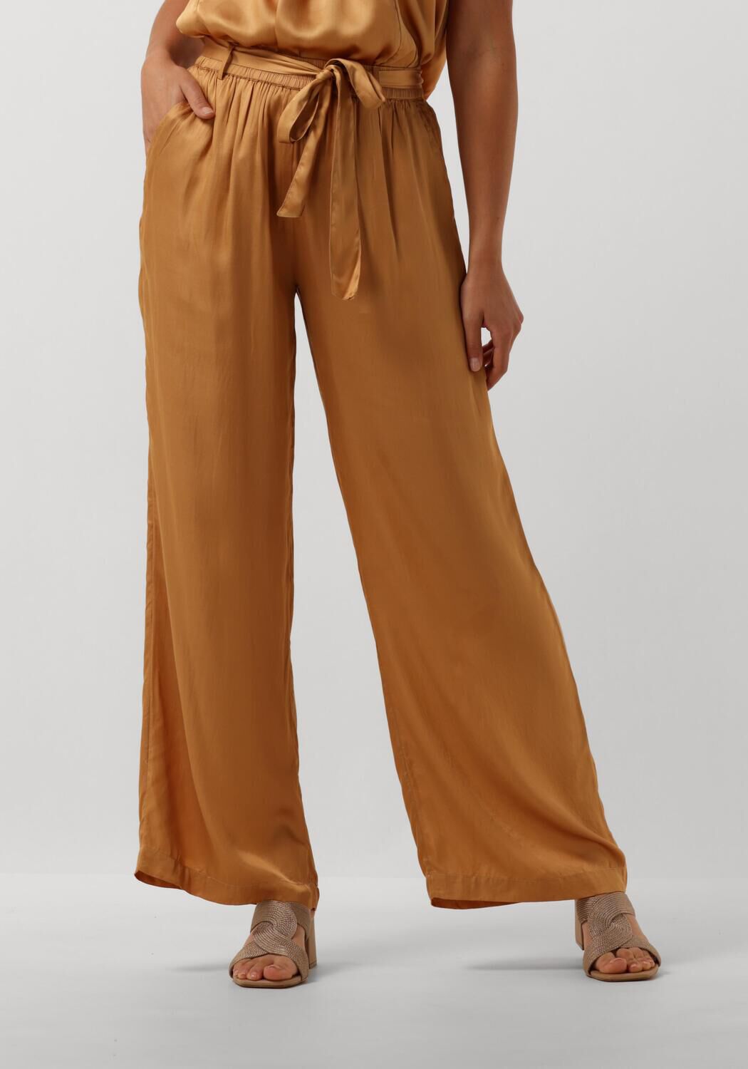 Summum kleding sale new arrivals