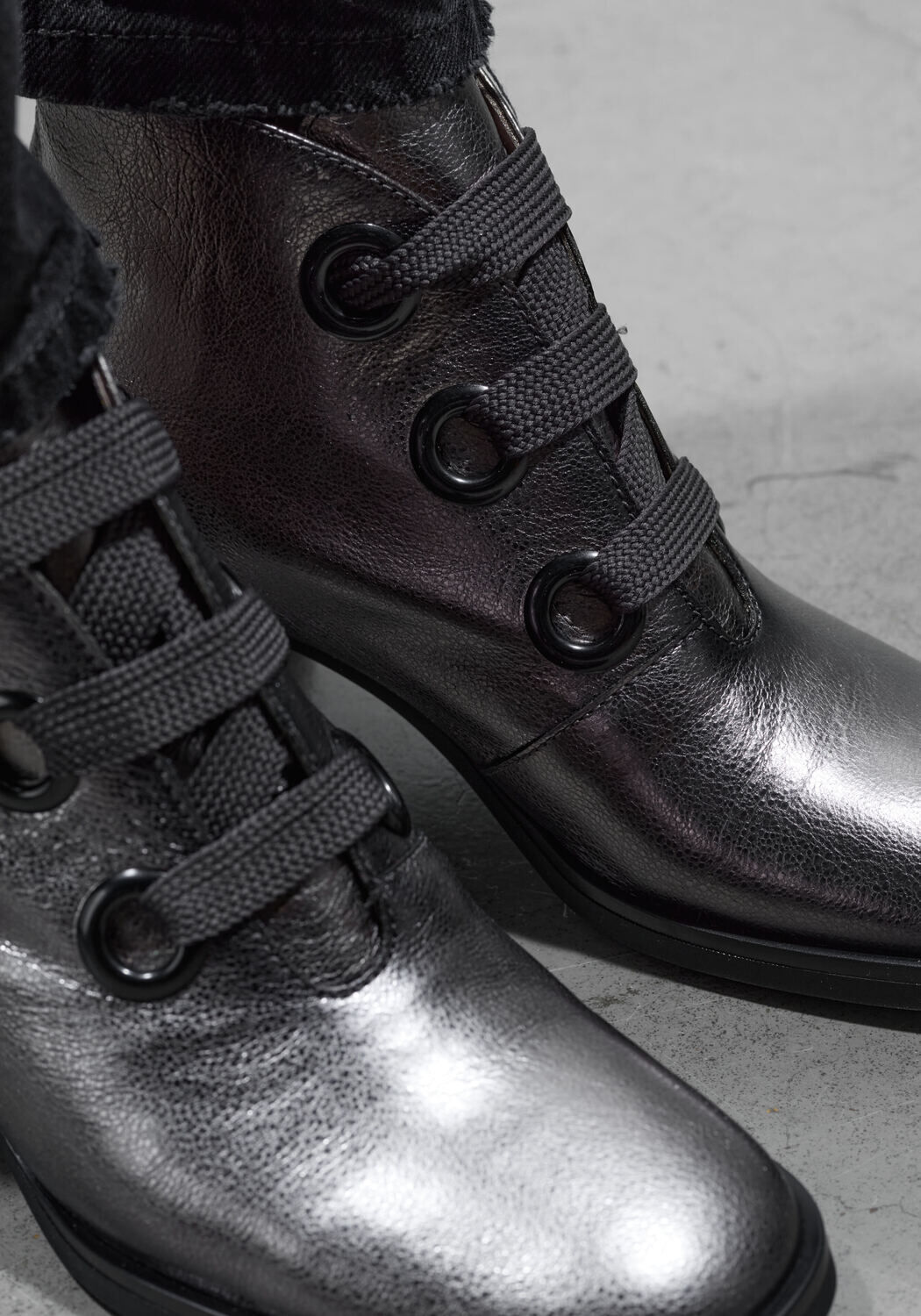 Zilveren HISPANITAS Enkellaarsjes HI243635 - large