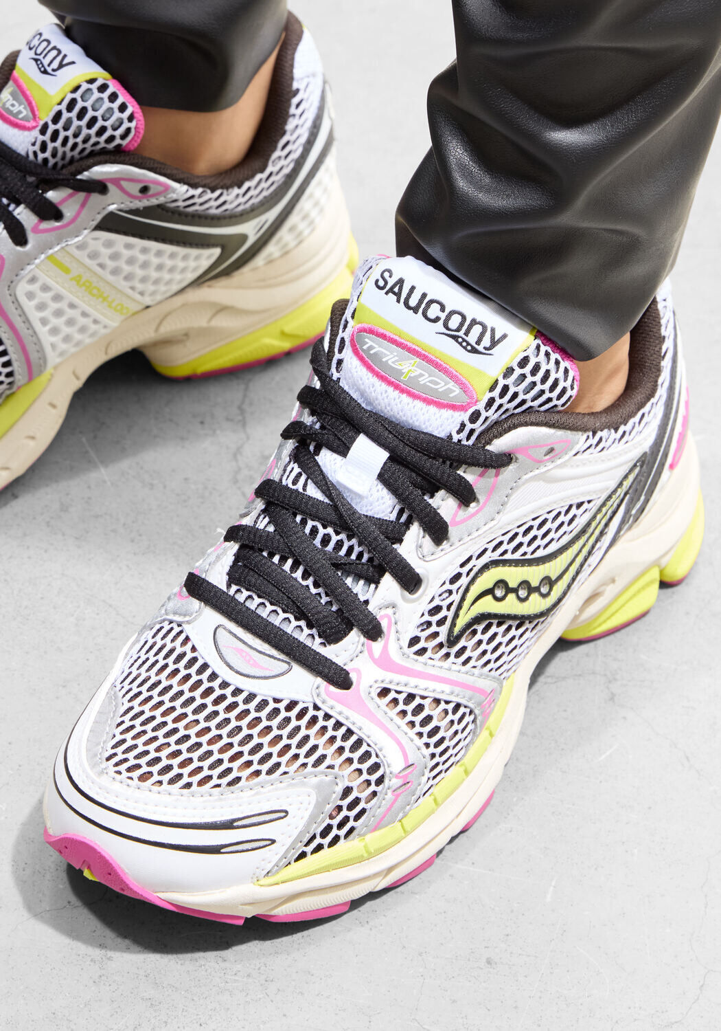 Multi SAUCONY Lage sneakers PROGRID TRIUMPH 4 - large