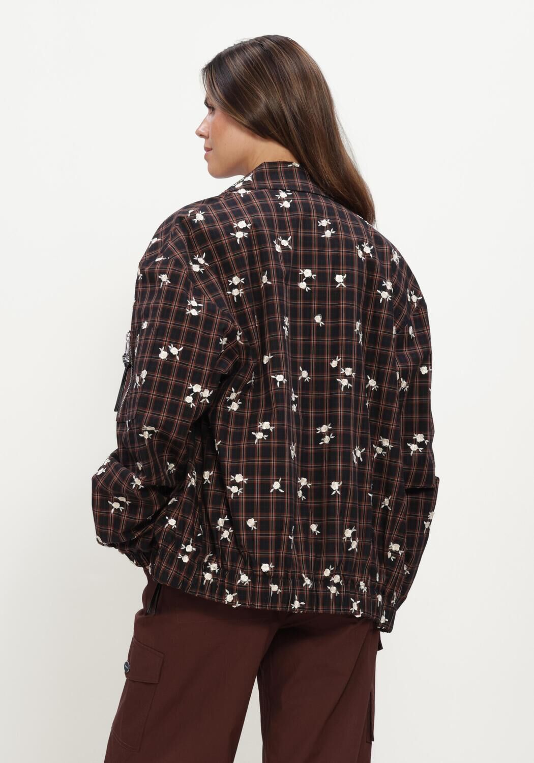 Bruine GANNI Jassen YARN DYED CHECK FLOWER BOMBER - large