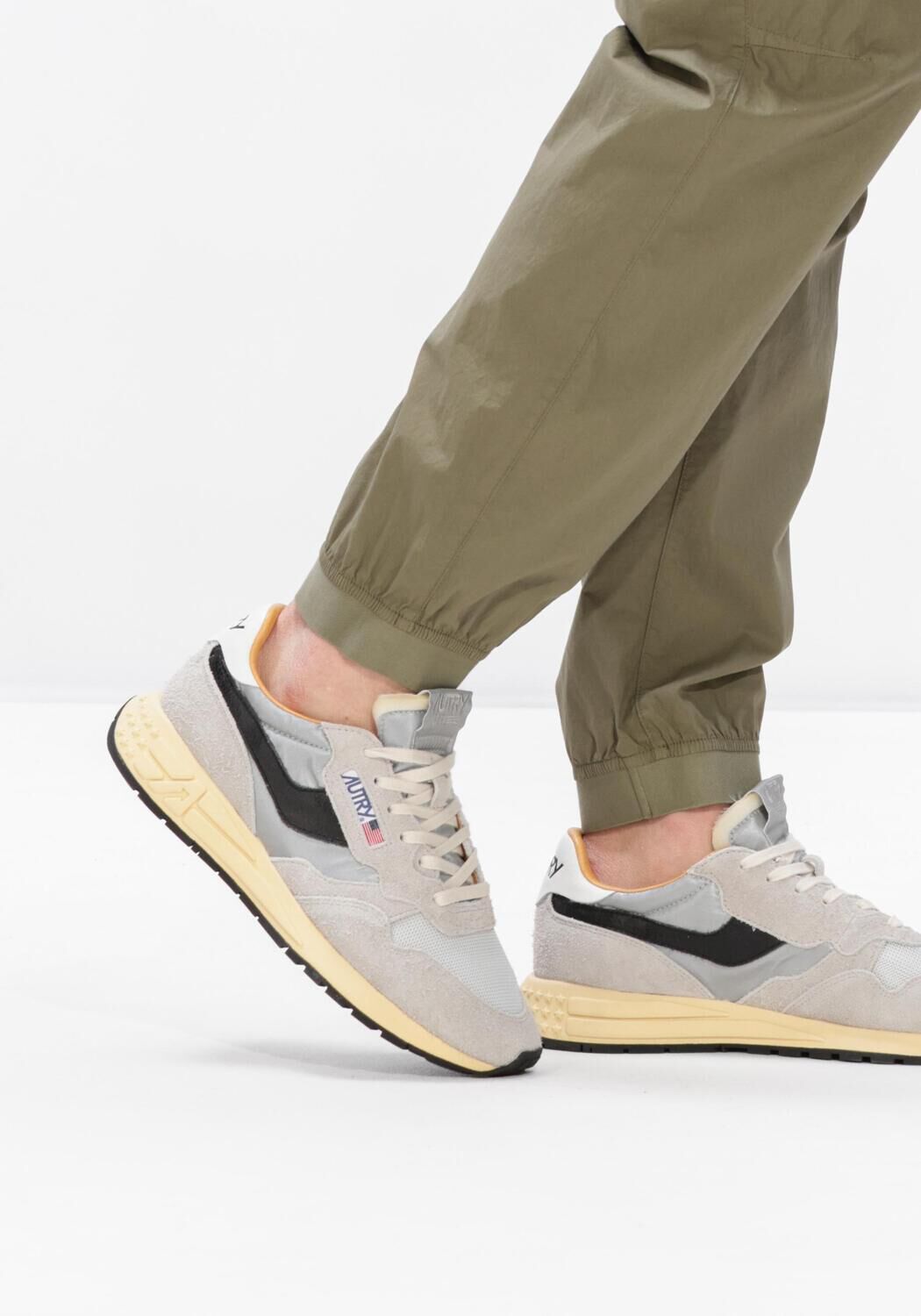 Grijze AUTRY Lage sneakers REELWIND LOW MAN - large