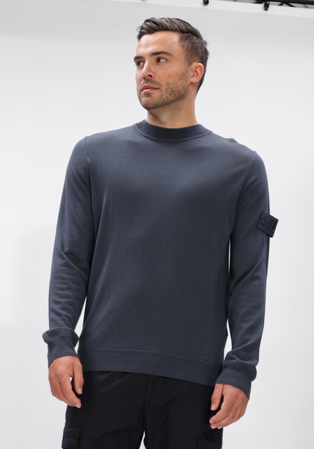 Donkerblauwe STONE ISLAND Trui CREW NECK S00FC - large