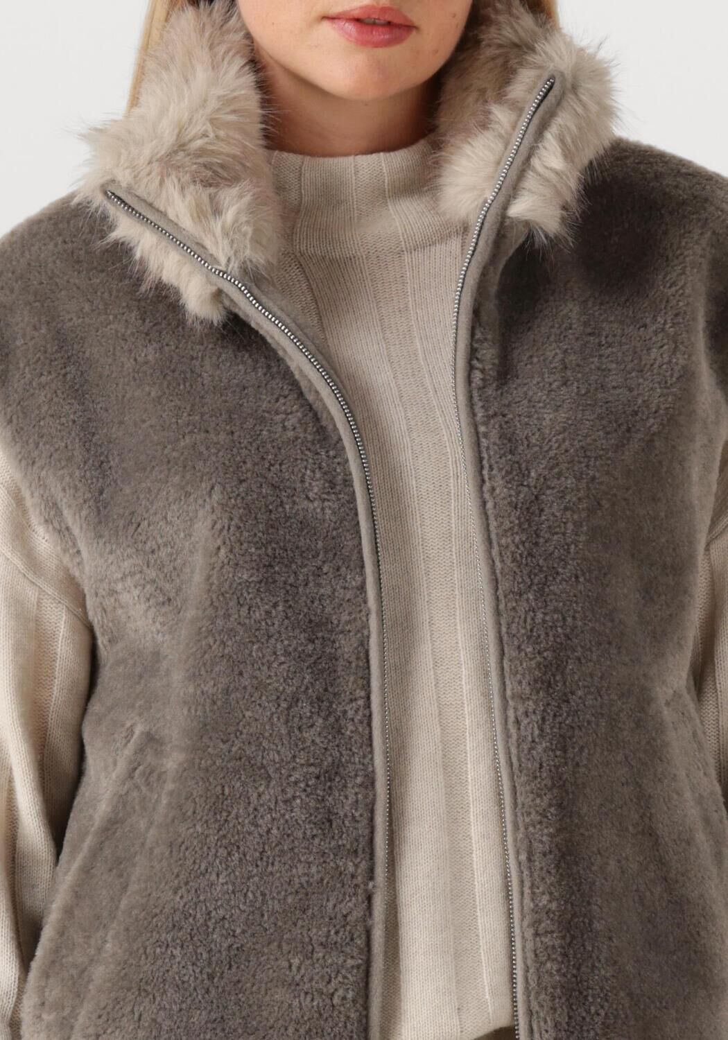 Taupe MARC CAIN COLLECTION Bodywarmer ZC 37.01 W63 - large