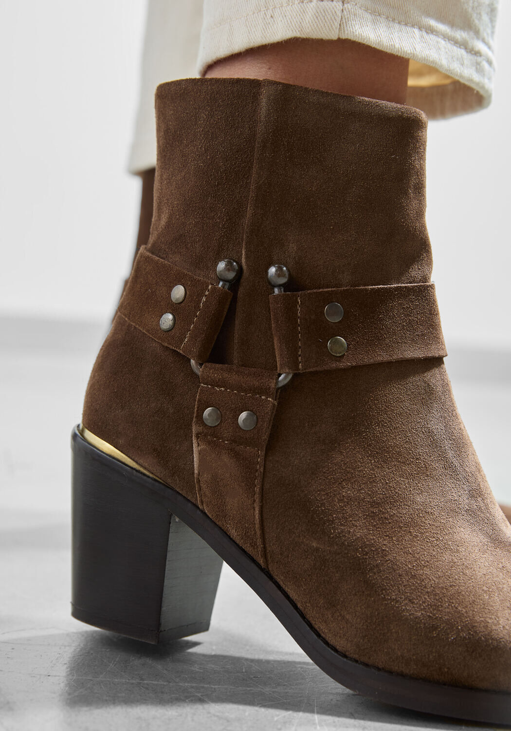 Bruine LINA LOCCHI Enkellaarsjes L1218 - large