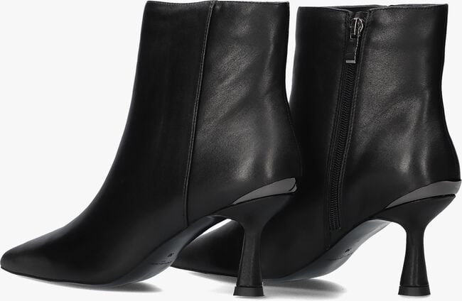 STEFANO LAURAN BOTIN STEFANO LAURAN BOTIN - large