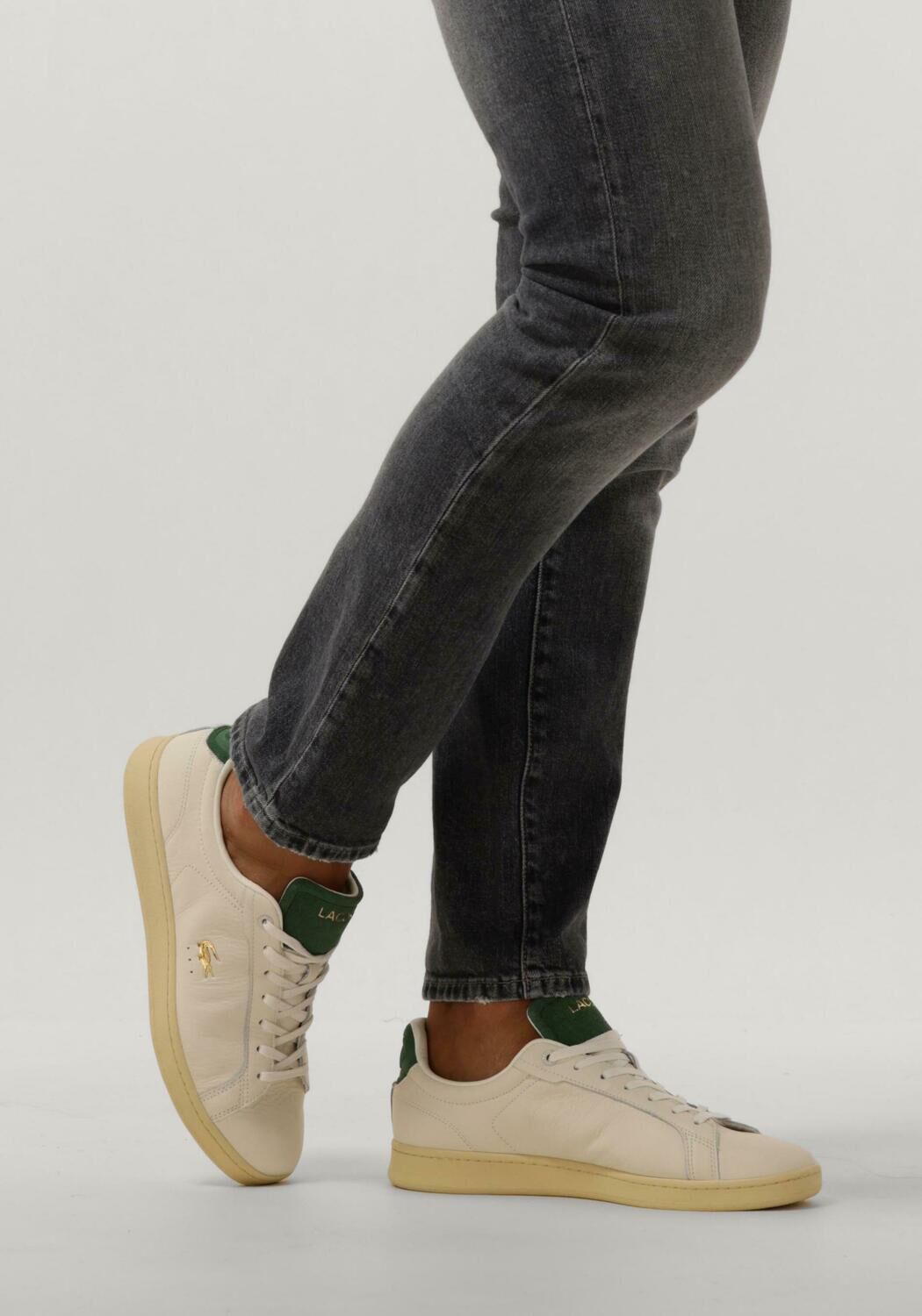 Witte LACOSTE Lage sneakers CARNABY PRO - large