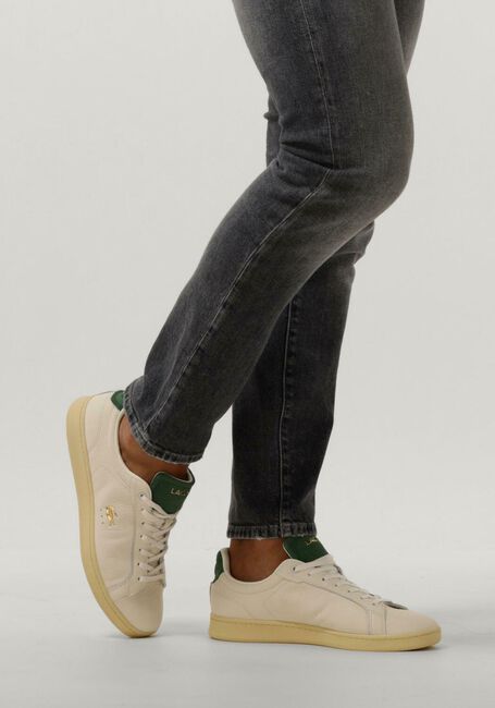 Witte LACOSTE Lage sneakers CARNABY PRO - large