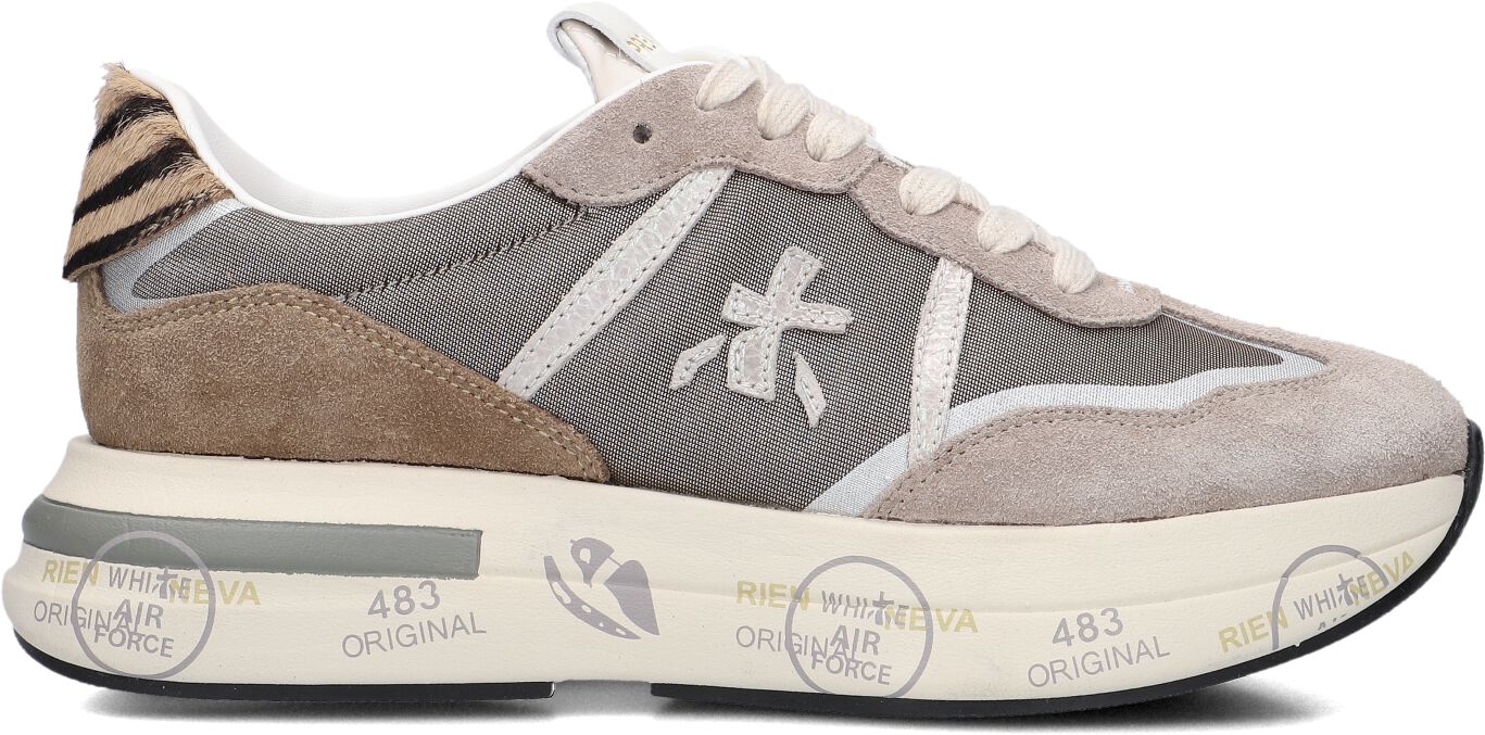 Premiata,  Cassie
