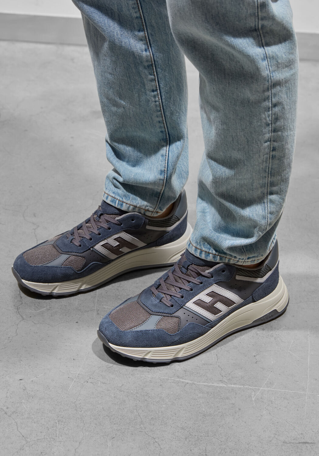 Blauwe HOGAN Lage sneakers HYPERLIGHT ALLACCIATO - medium