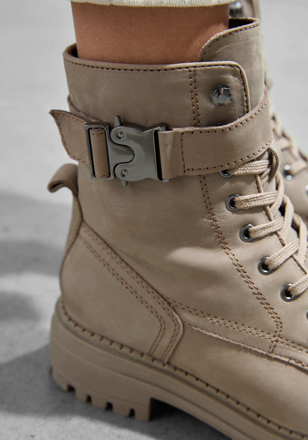 Taupe LINA LOCCHI Veterboots L1158 - large