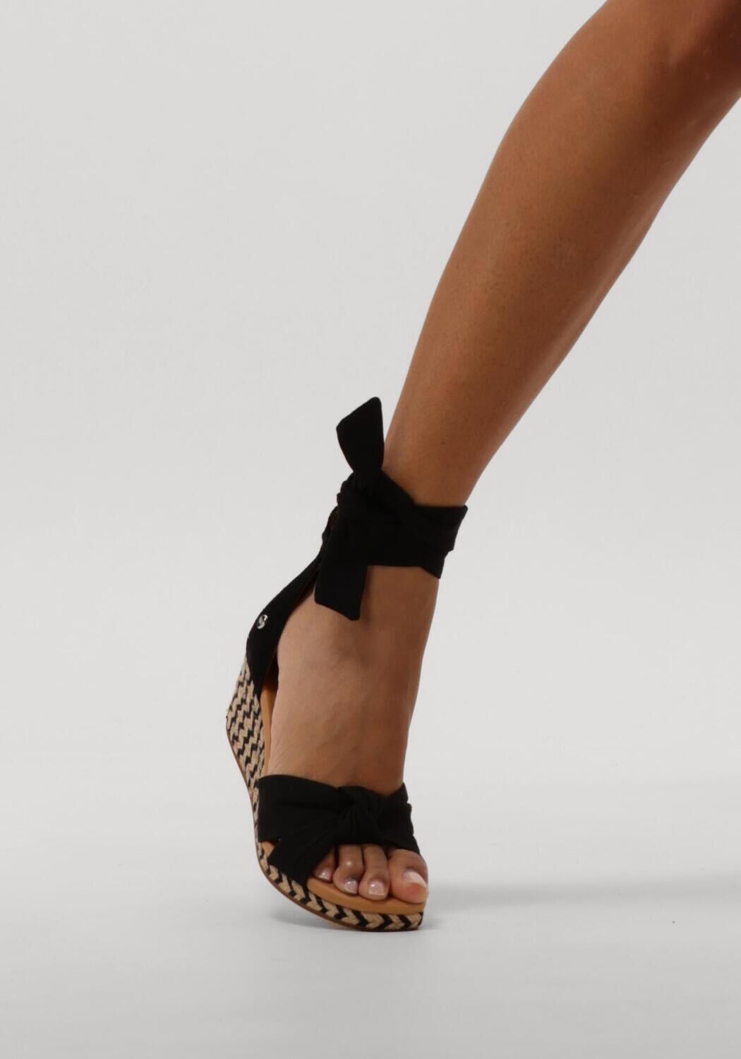 Zwarte UGG Sandalen met hak YARROW - large