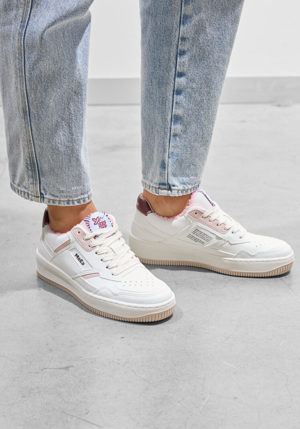 Witte MoEa Lage sneakers GEN 1 - medium