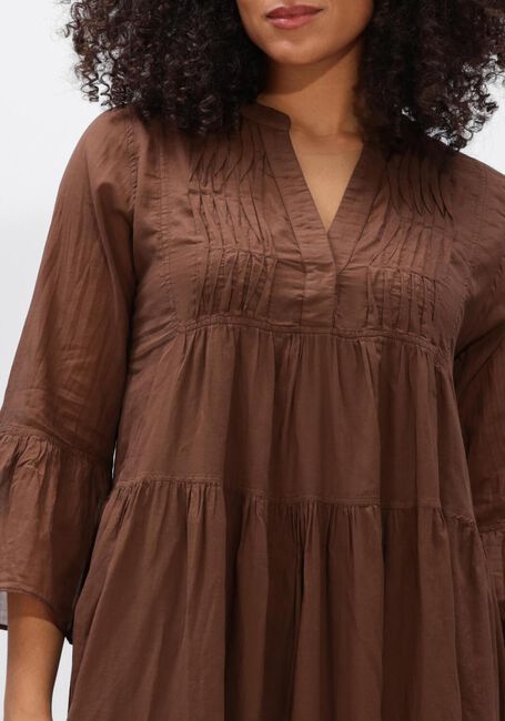 Bruine DEVOTION Jurken AMBER - large