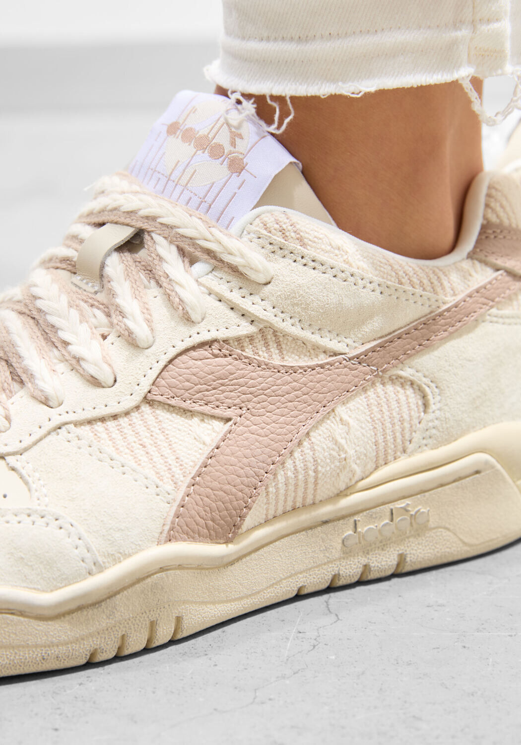 Beige DIADORA HERITAGE Lage sneakers B.560 BOHO - large