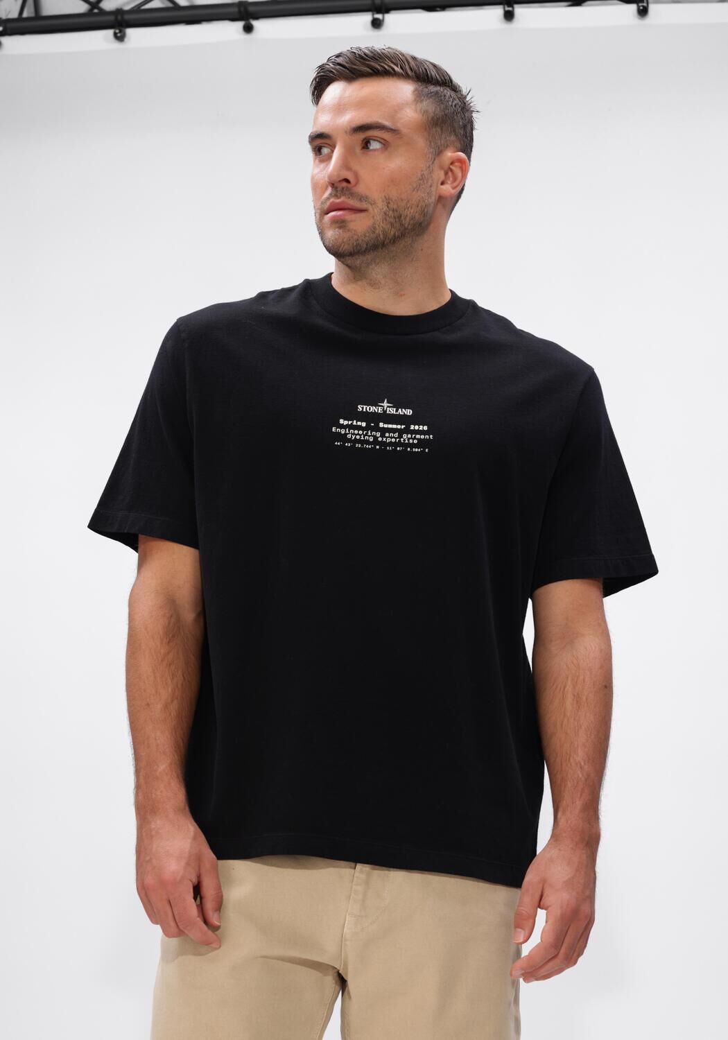 Zwarte STONE ISLAND T-shirt SS T-SHIRT S0285 - large