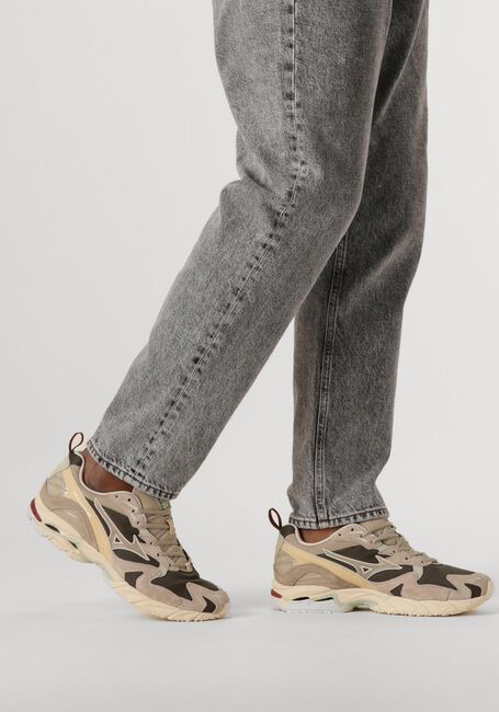 Beige MIZUNO Lage sneakers WAVE RIDER 10 PREMIUM HEREN Beige MIZUNO Lage sneakers WAVE RIDER 10 PREMIUM HEREN - large