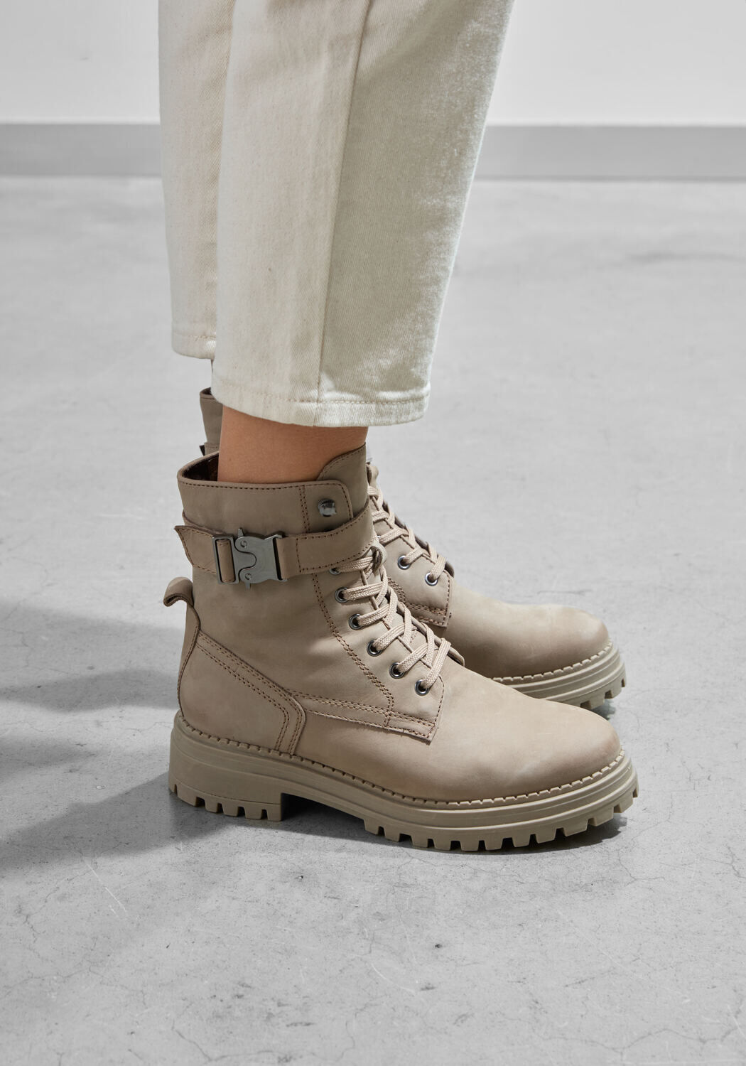 Taupe LINA LOCCHI Veterboots L1158 - large